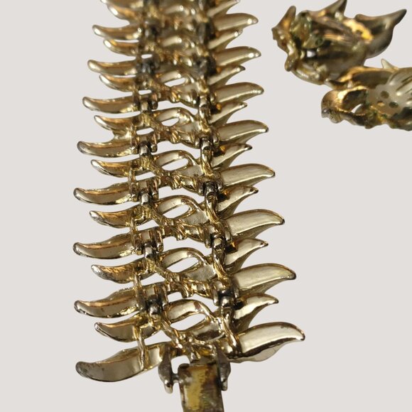 Amerique Two Tone Gold Silver Leaf Motif Vintage Bracelet Clip On Earrings Set - Picture 7 of 16